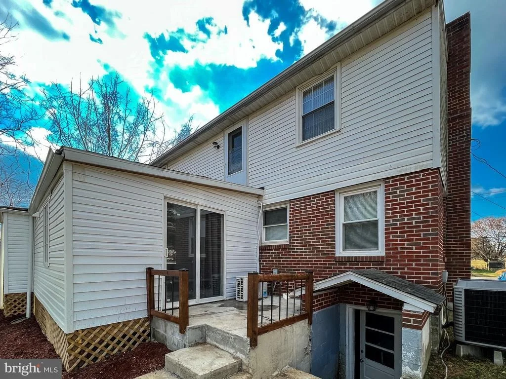 Photo of 18224 LAPPANS ROAD