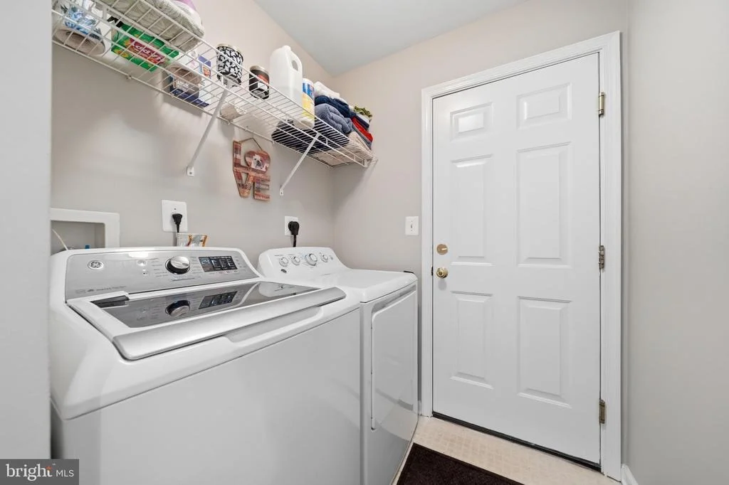 Photo of 4007 WINDWARD DRIVE