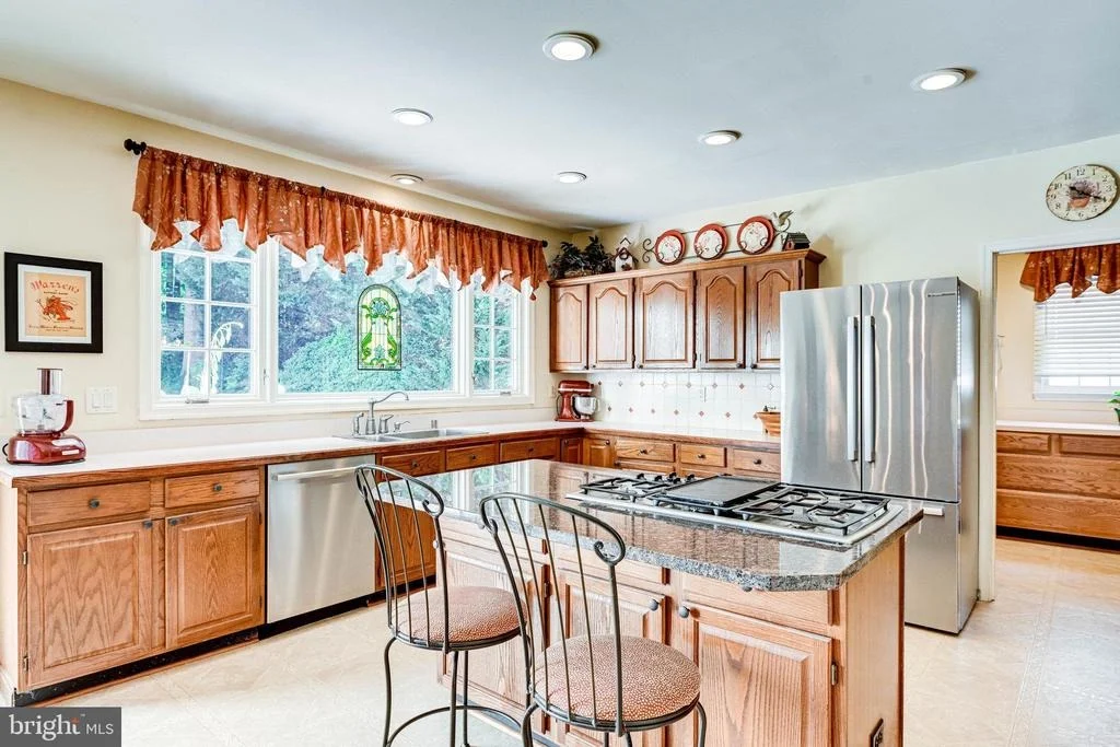 Photo of 9684 BRITFORD DRIVE