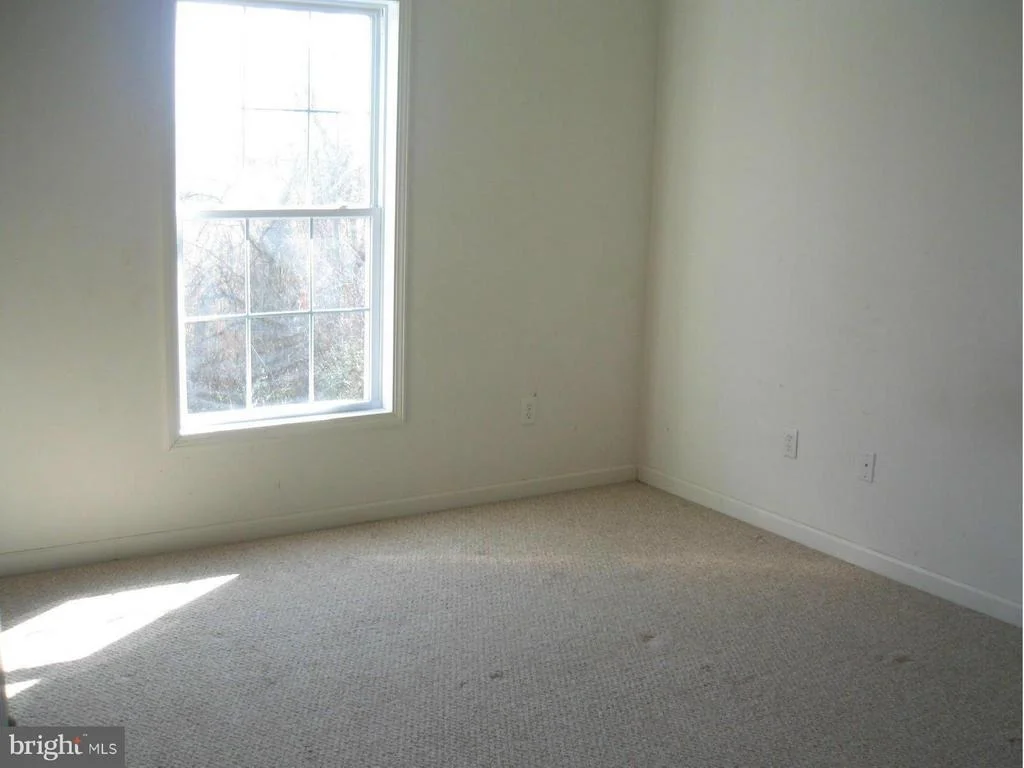 Photo of 3321 MEADOW LANE