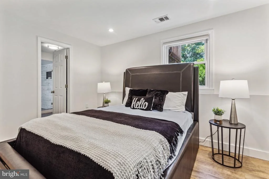 Photo of 9246 ROCKEFELLER LANE