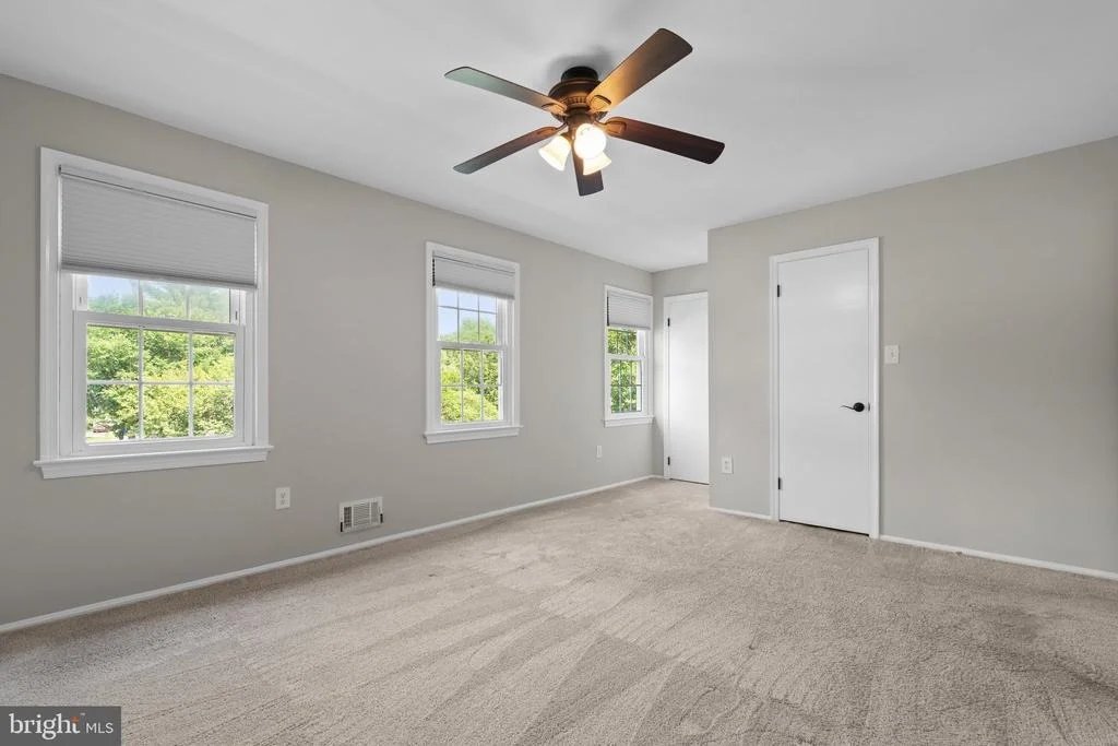 Photo of 18312 DARNELL DRIVE