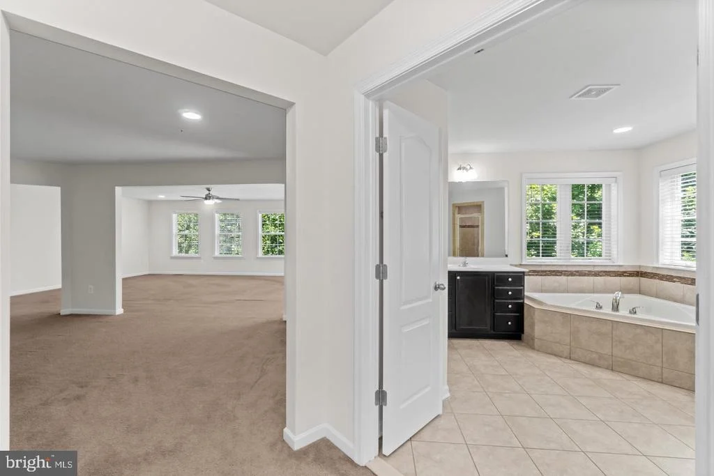 Photo of 9613 MANOR OAKS VIEW