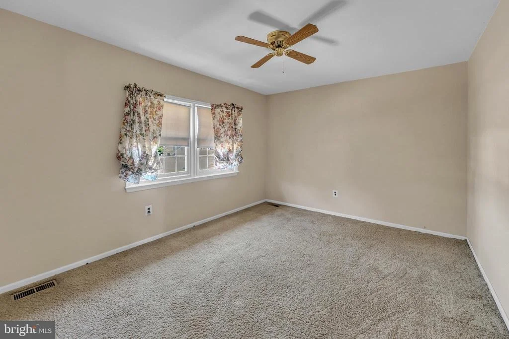 Photo of 1 CHATEAU DRIVE