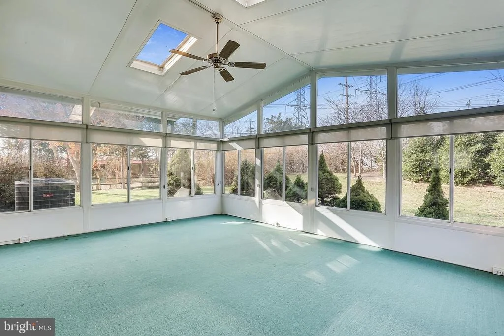 Photo of 9109 ROUNDLEAF WAY