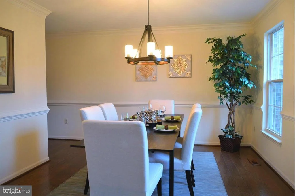 Photo of 6404 STREAM VALLEY WAY