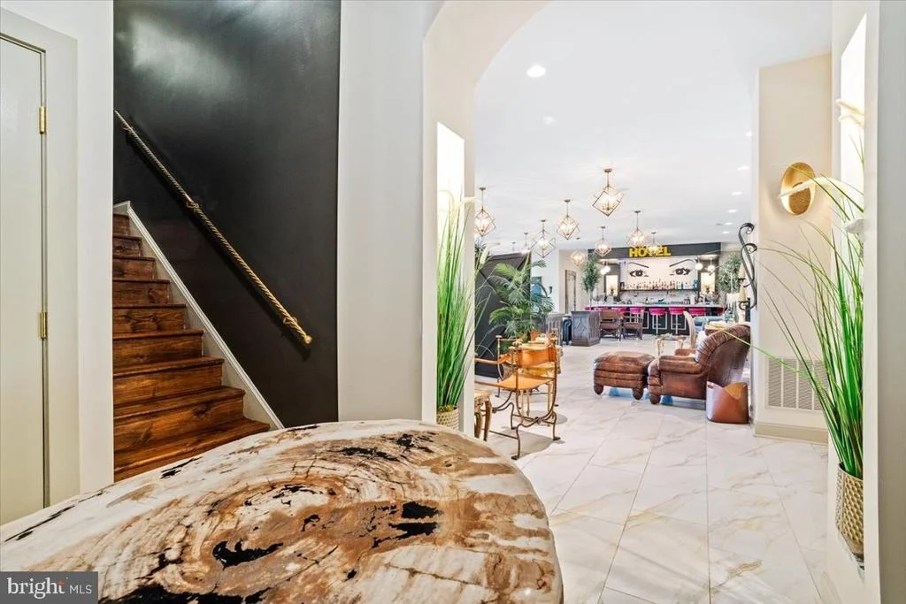 Photo of 10110 EASTERDAY COURT