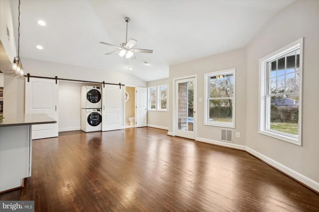 Photo of 7926 JACKSON ROAD