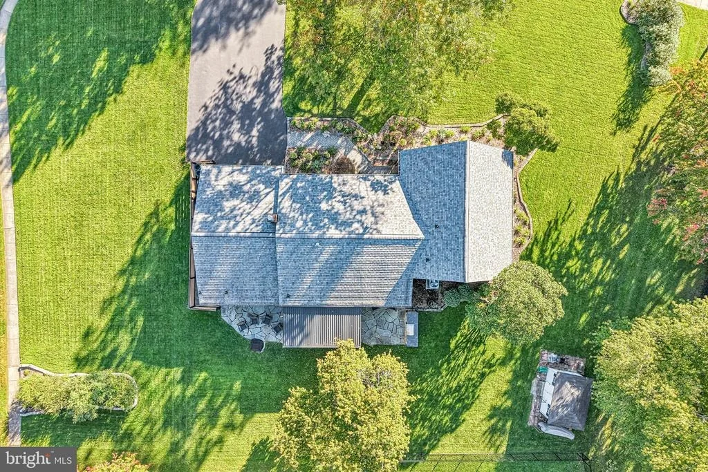 Photo of 2 BEECHCROFT DRIVE