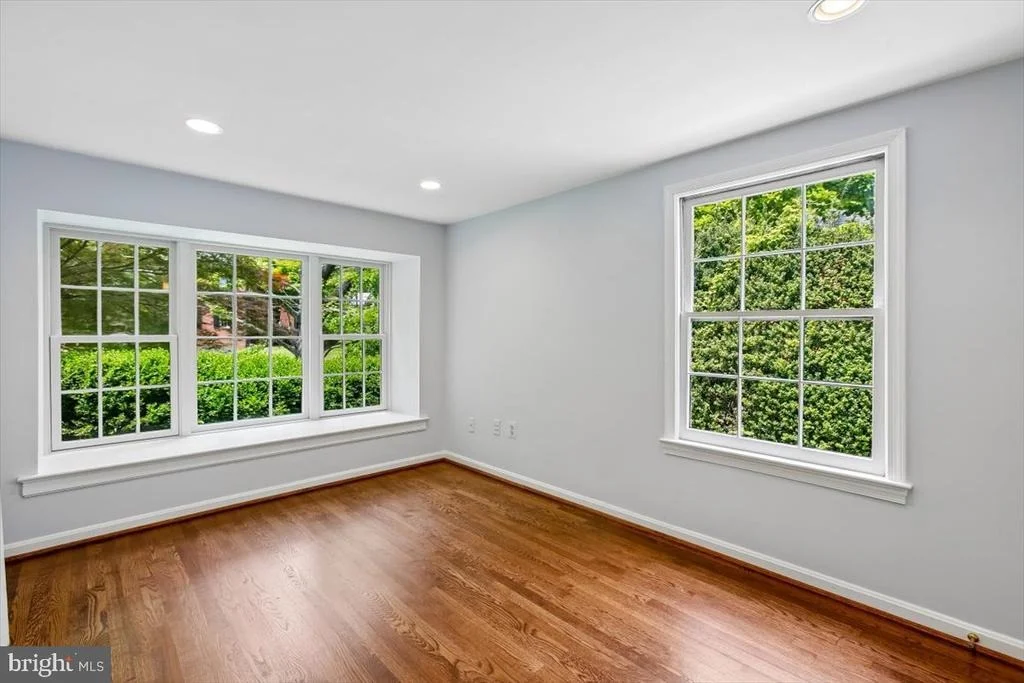 Photo of 7505 GLENDALE ROAD