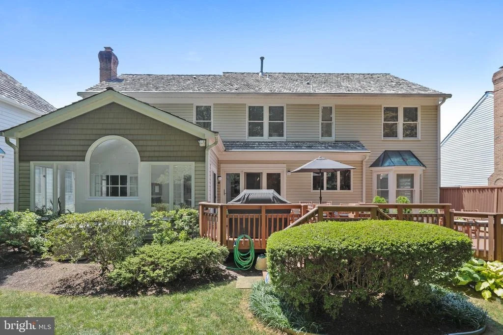 Photo of 17703 GLOBE THEATRE DRIVE