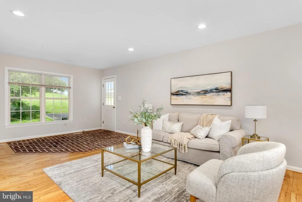 Photo of 8613 HOLLOW ROAD