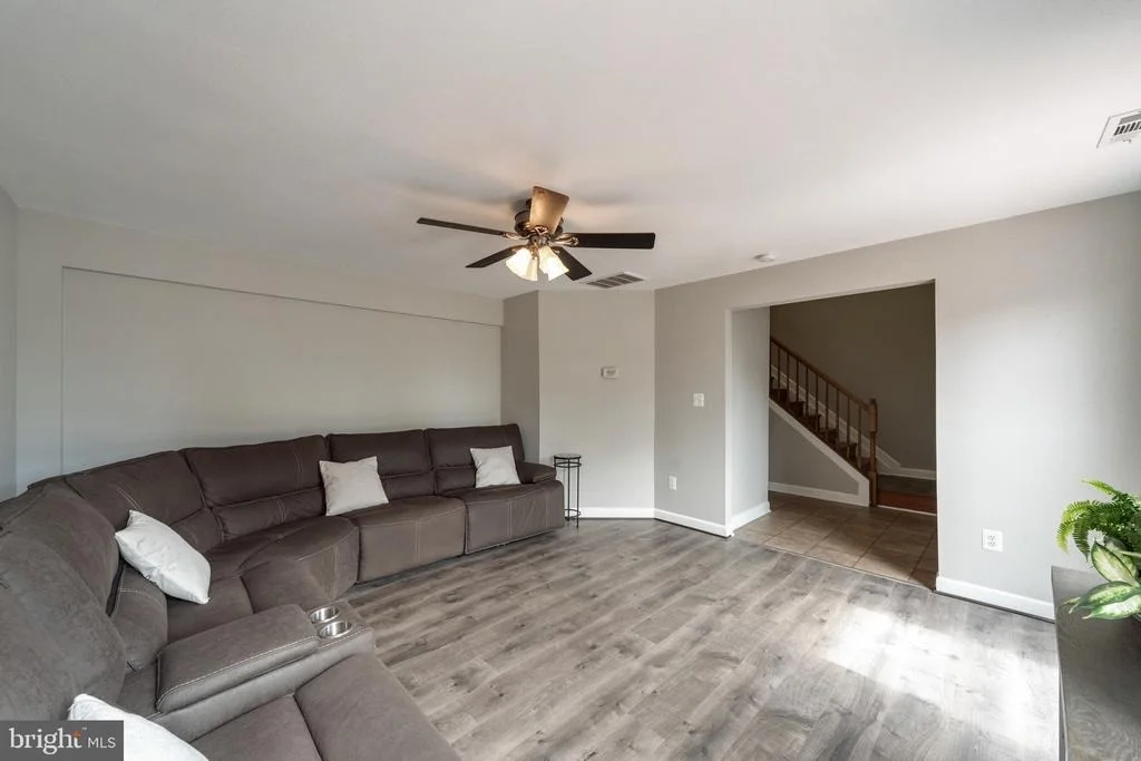 Photo of 8135 HIGHPOINT ROAD