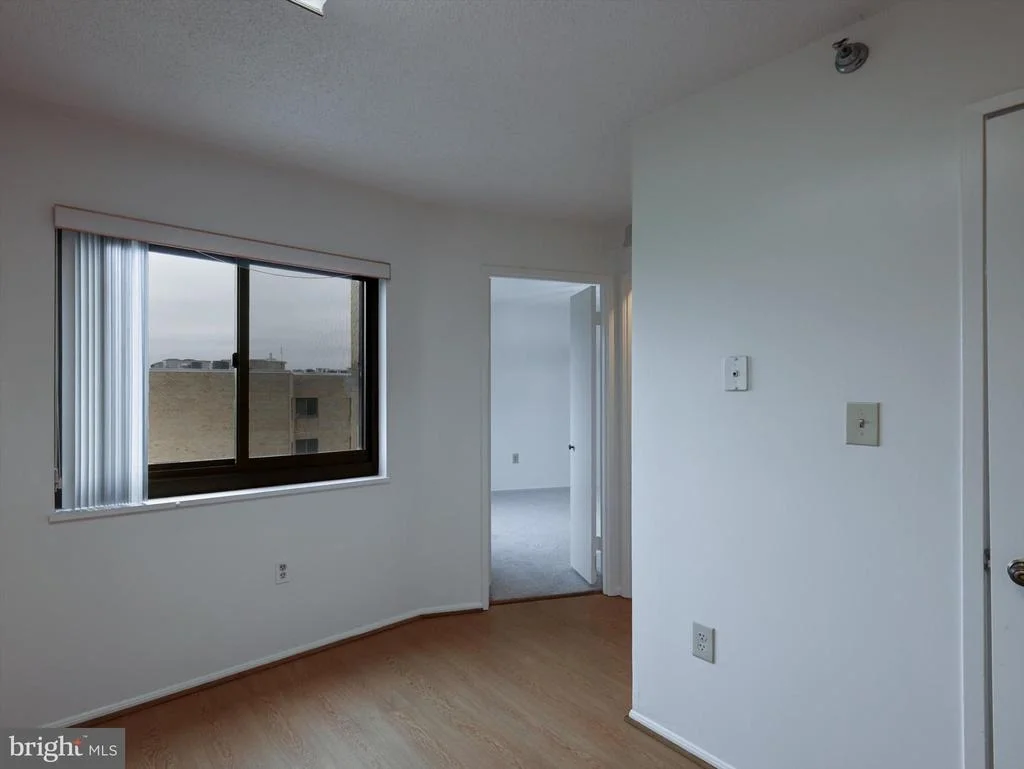 Photo of Unit 31012 at 15115 INTERLACHEN DRIVE