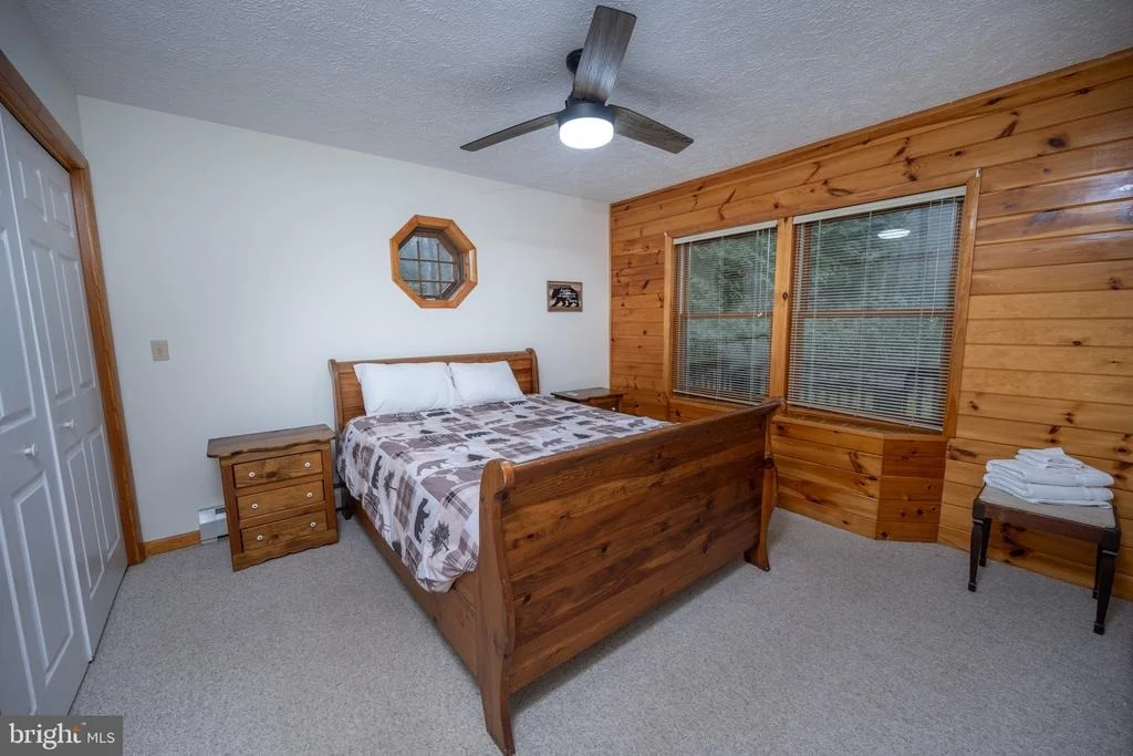 Photo of 526 GLEANINGS DRIVE