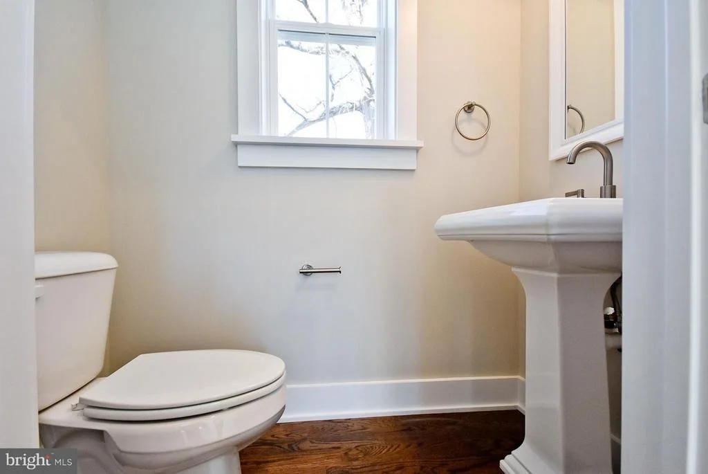 Photo of 4909 QUEENSBURY ROAD