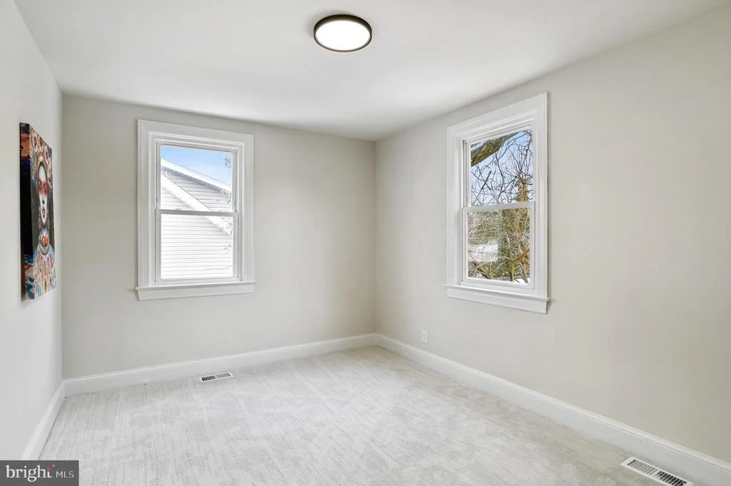 Photo of 10 HILLSIDE ROAD