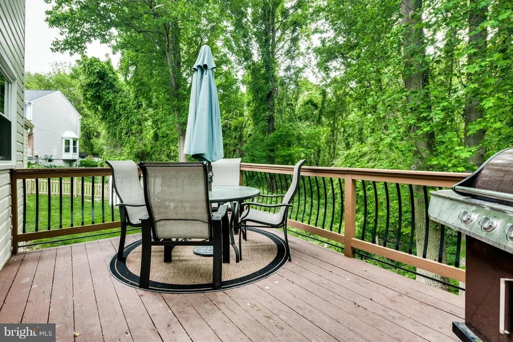 Photo of 9523 RIDGEVIEW DRIVE