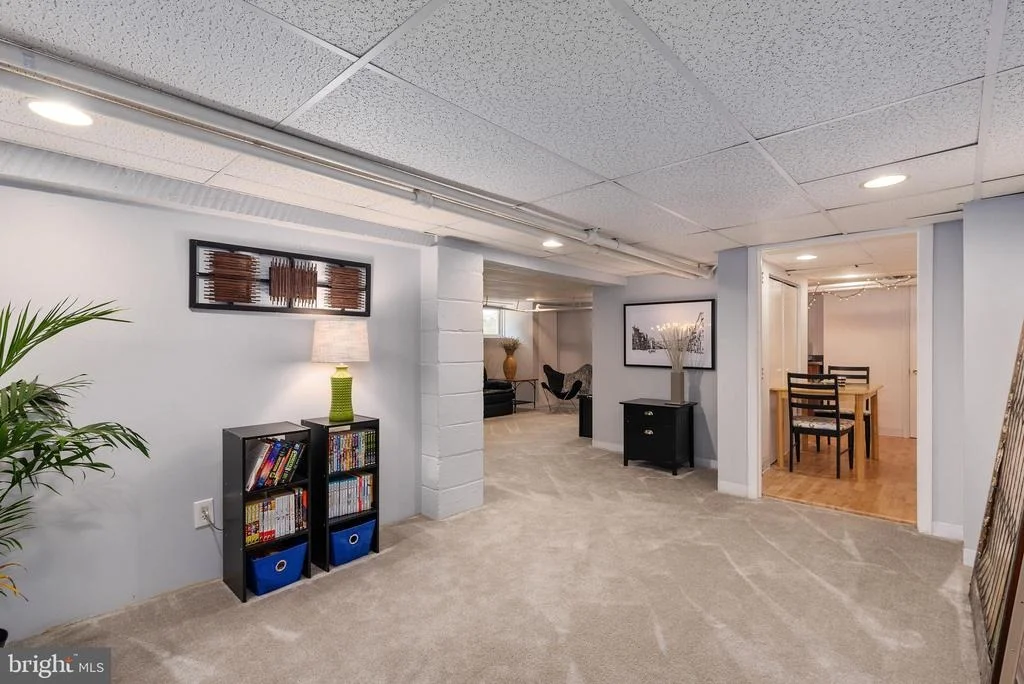 Photo of 808 WARWICK ROAD