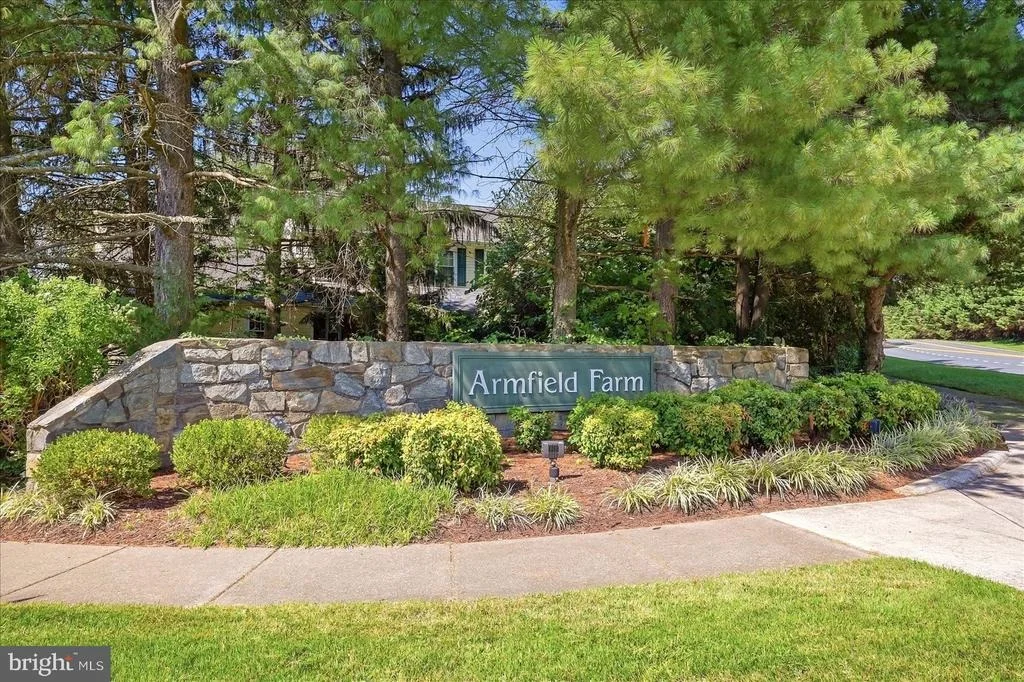 Photo of 13704 SPRINGHAVEN DRIVE