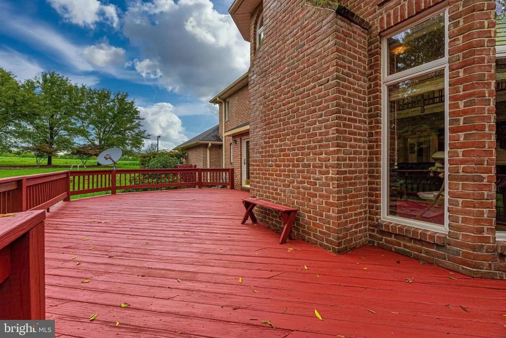Photo of 6364 WINPENNY DRIVE