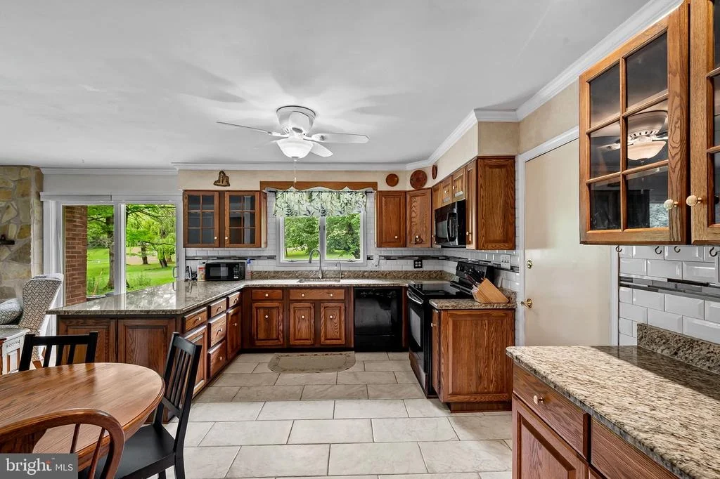 Photo of 6516 LEWIS ROAD