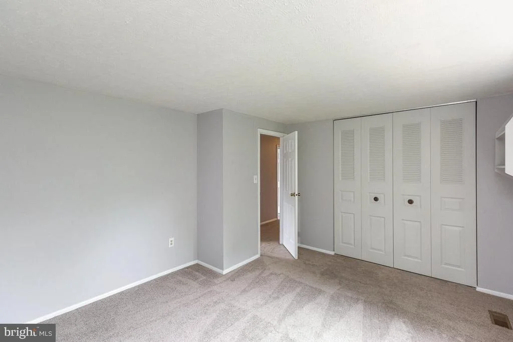 Photo of 7725 BARNSTABLE PLACE