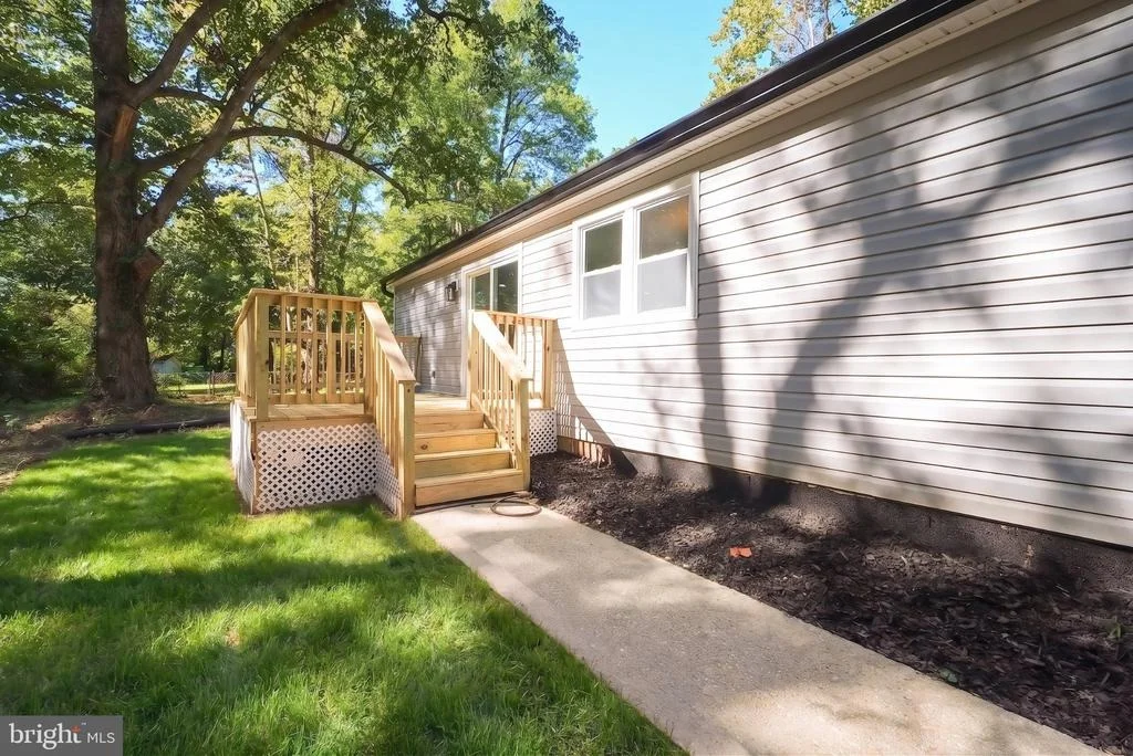 Photo of 4150 BARRETT