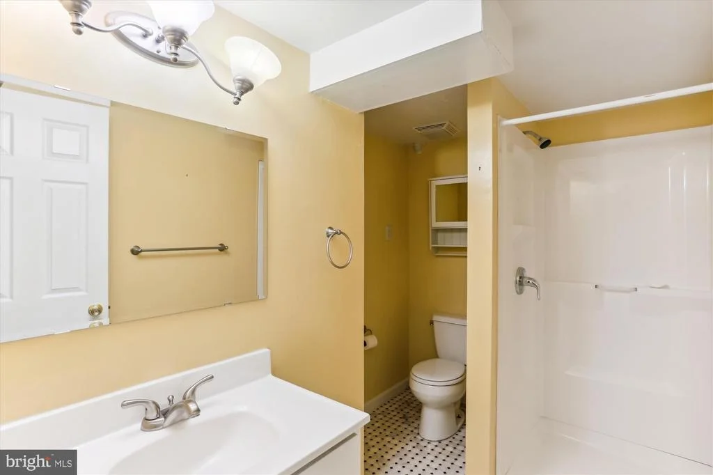 Photo of 816 OLIVE DRIVE