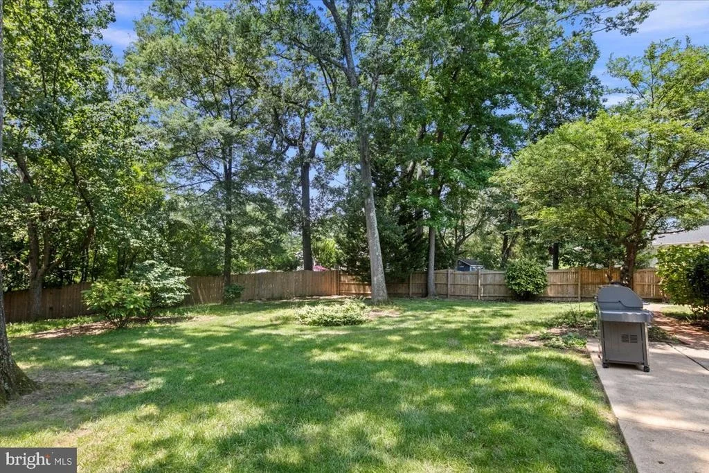 Photo of 9210 CHERRYTREE DRIVE