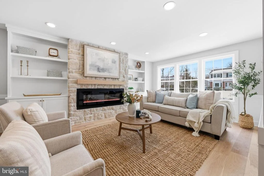 Photo of 615 PARDEE LANE