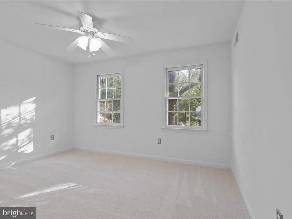 Photo of 8223 TREEBROOKE LANE