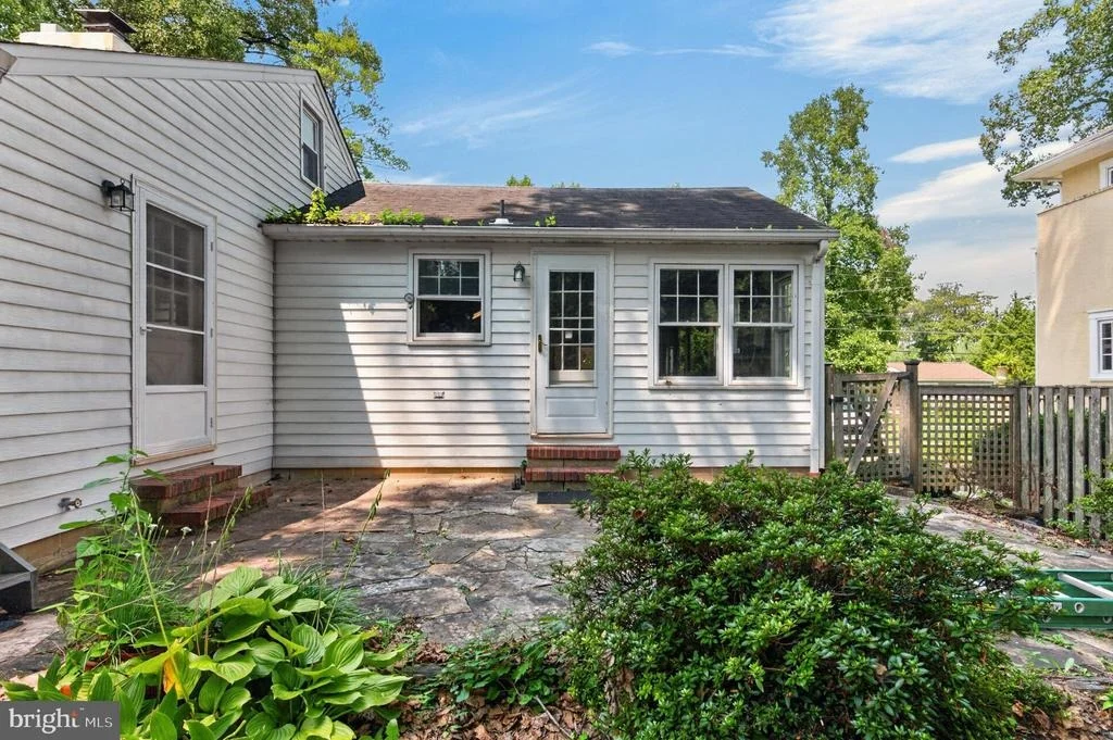 Photo of 111 WARDOUR DRIVE