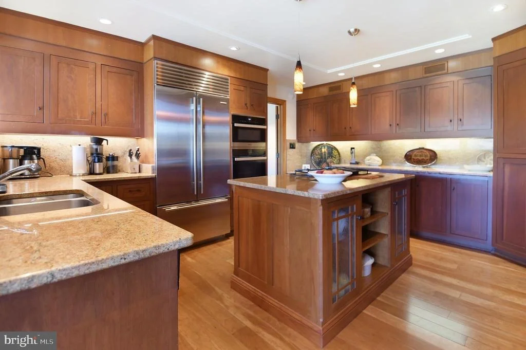 Photo of 1402 THURSTON ROAD