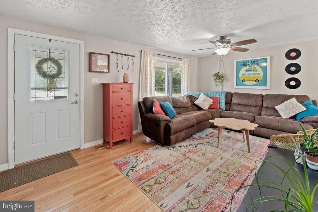 Photo of 4403 FELDSPAR ROAD