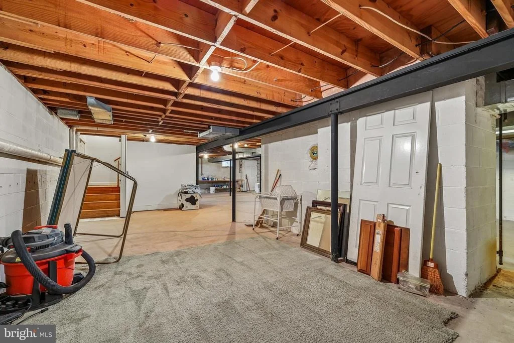 Photo of 9507 NELSON LANE