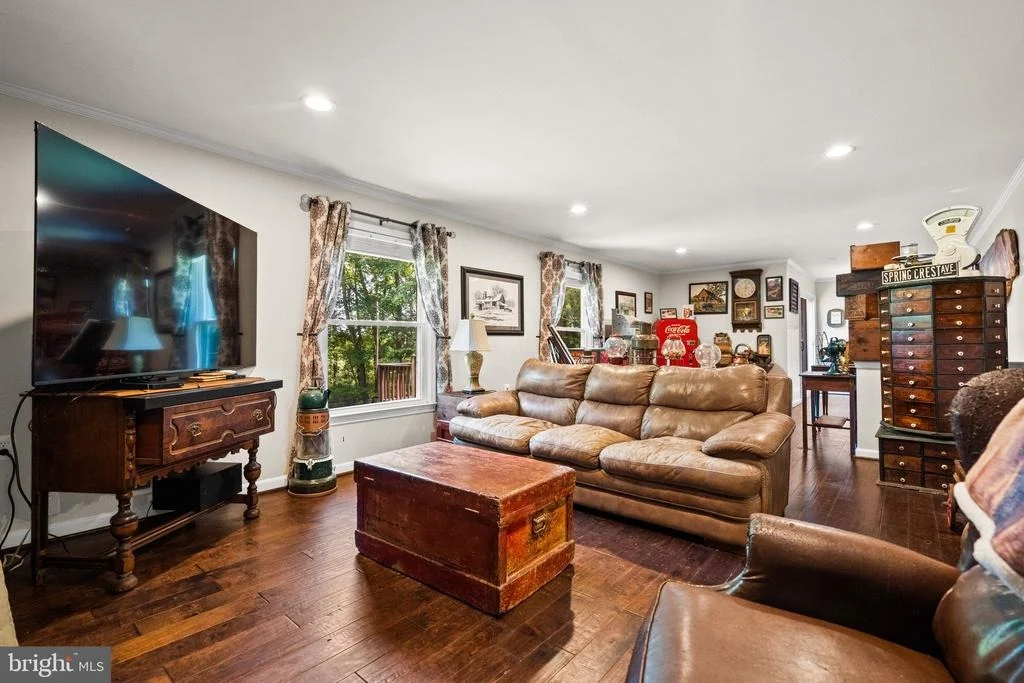 Photo of 7281 FORREST ROAD