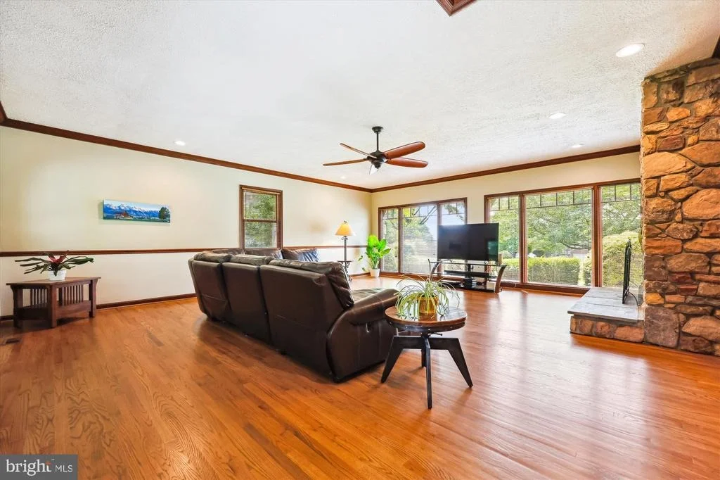 Photo of 15221 MIDDLEGATE ROAD