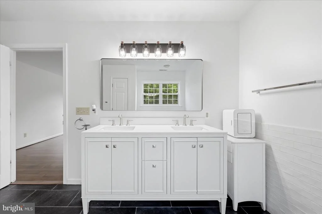 Photo of 4101 ROBERTS ROAD