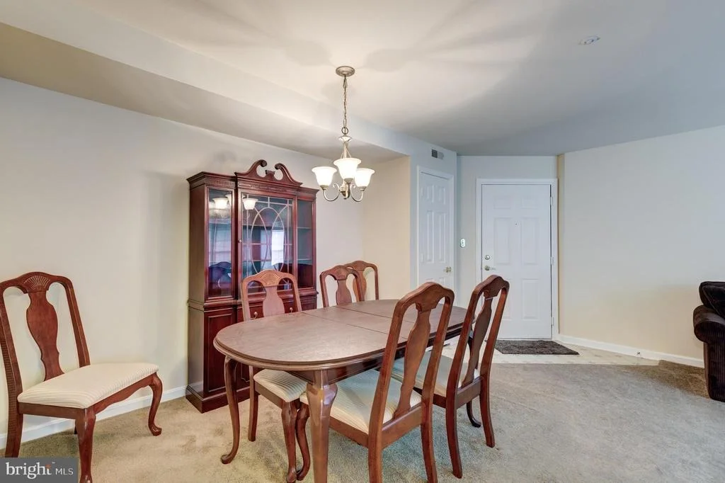 Photo of Unit 1C at 3830 NORMANDY DRIVE