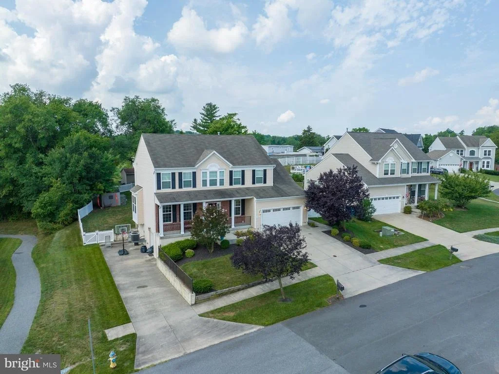 Photo of 5826 BROAD BRANCH WAY
