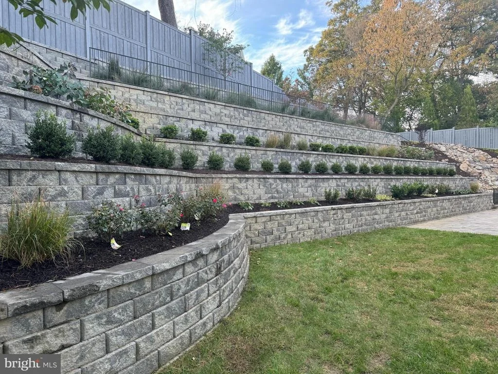 Photo of 1606 BROOKSIDE ROAD