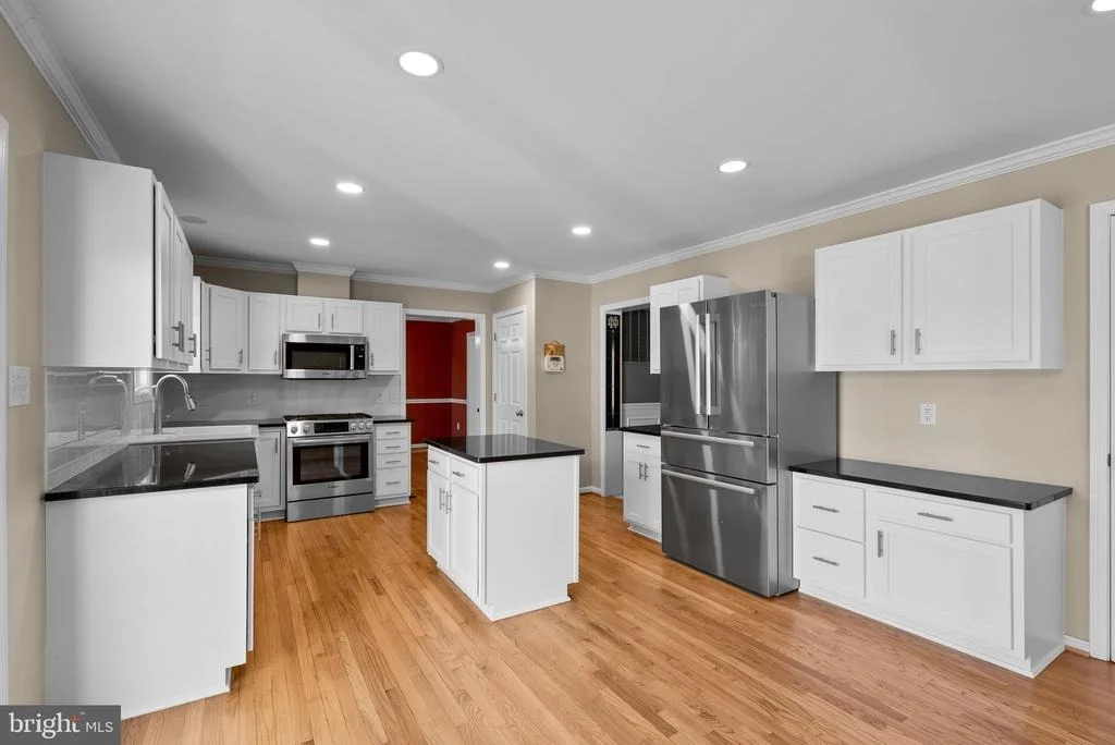 Photo of 1117 CRESTHAVEN DRIVE