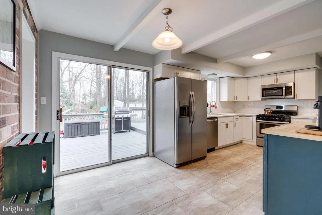 Photo of 6810 HUNTSMAN BOULEVARD