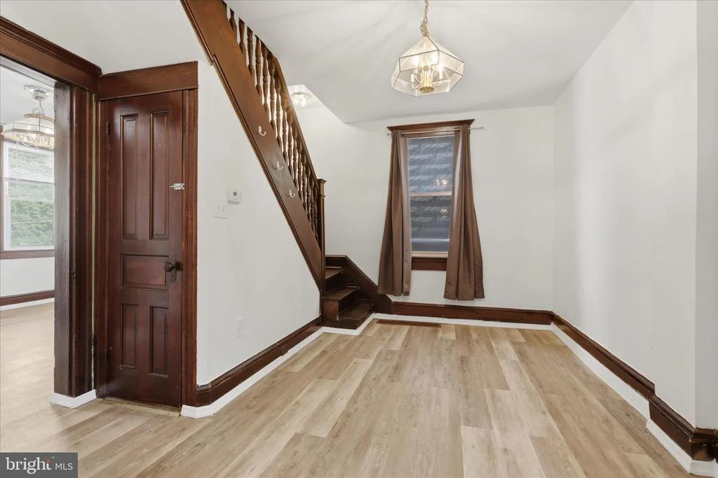 Photo of 449 BALTIMORE AVENUE