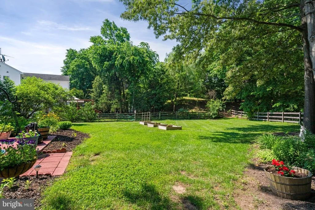 Photo of 20907 GARDENGATE CIRCLE