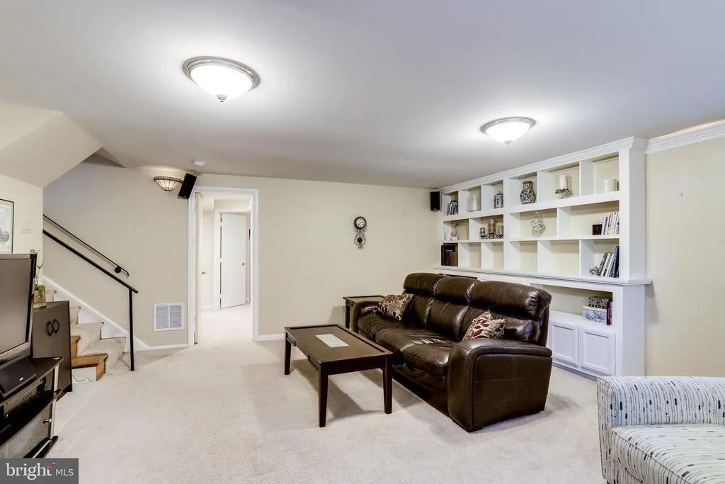 Photo of 3927 FOREST GROVE DRIVE
