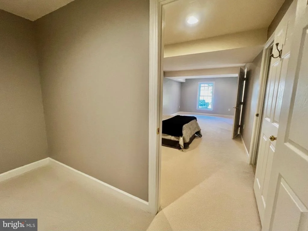 Photo of 9116 BOWLING GREEN DRIVE