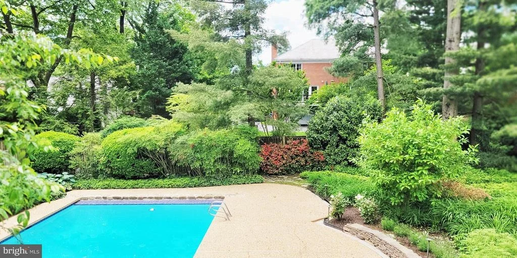 Photo of 6305 STONEHAM LANE