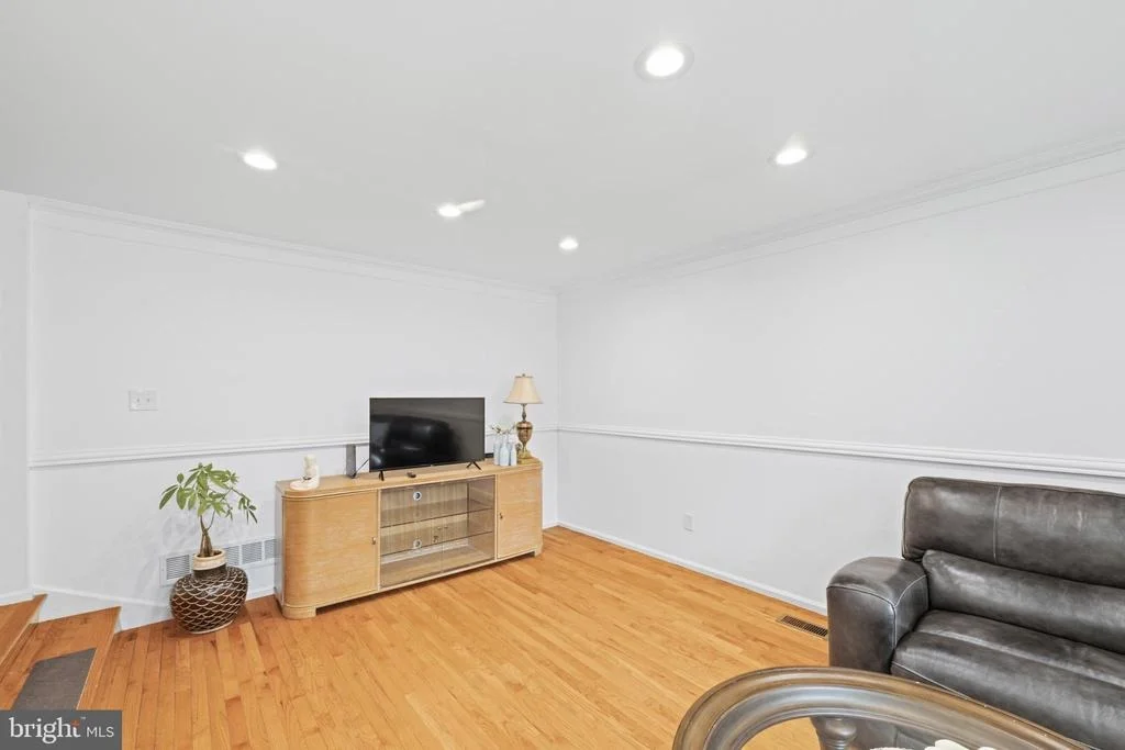 Photo of 37 CHATHAM DRIVE